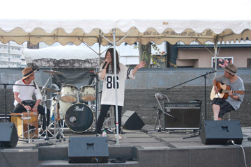 NO NAME