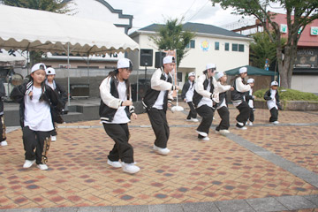 シャイニングブライトダンススタジオ